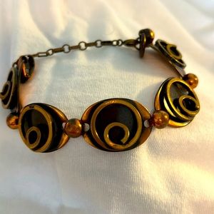 Vintage Art Deco bronze color clasp bracelet